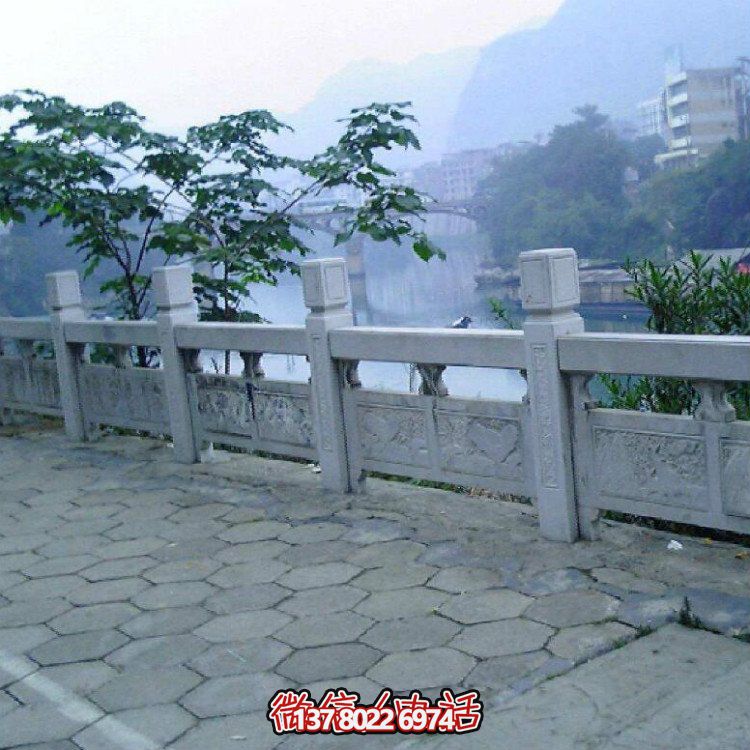 品質(zhì)精良的大理石欄桿、欄板及雕塑，締造美麗景觀