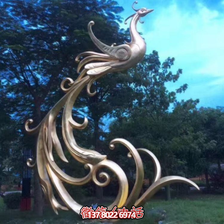 鳳凰不銹鋼城市創(chuàng)意廣場(chǎng)